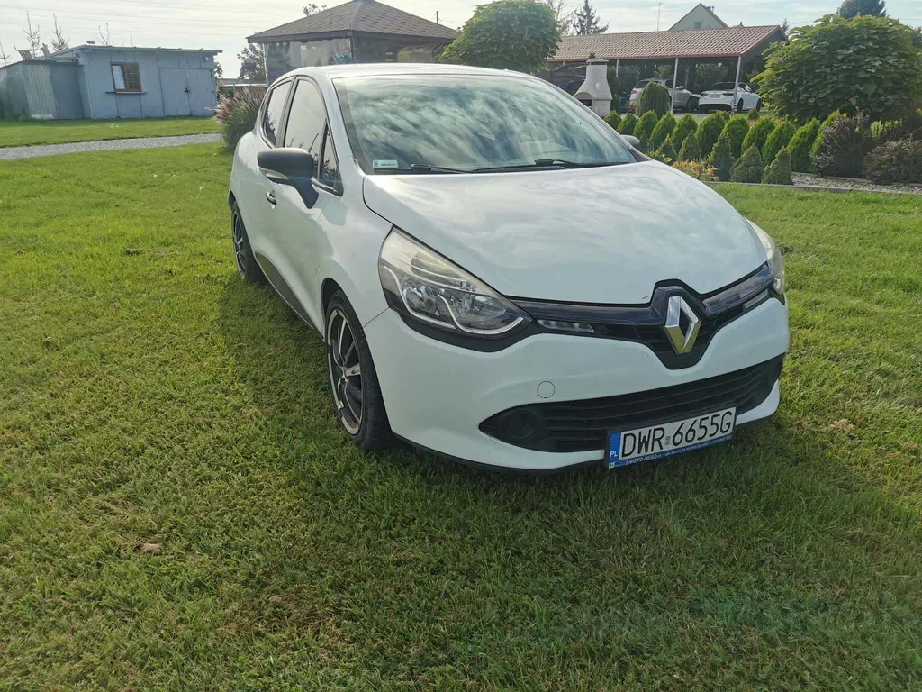 Zdjęcie: 2013 Renault Clio