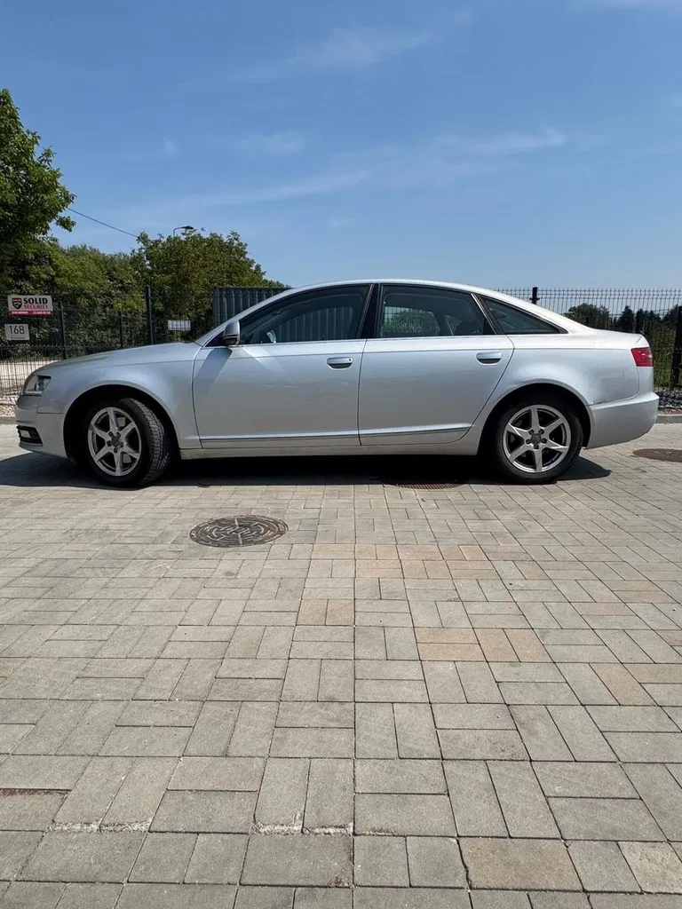 Zdjęcie: 2010 Audi A6 Limousine
