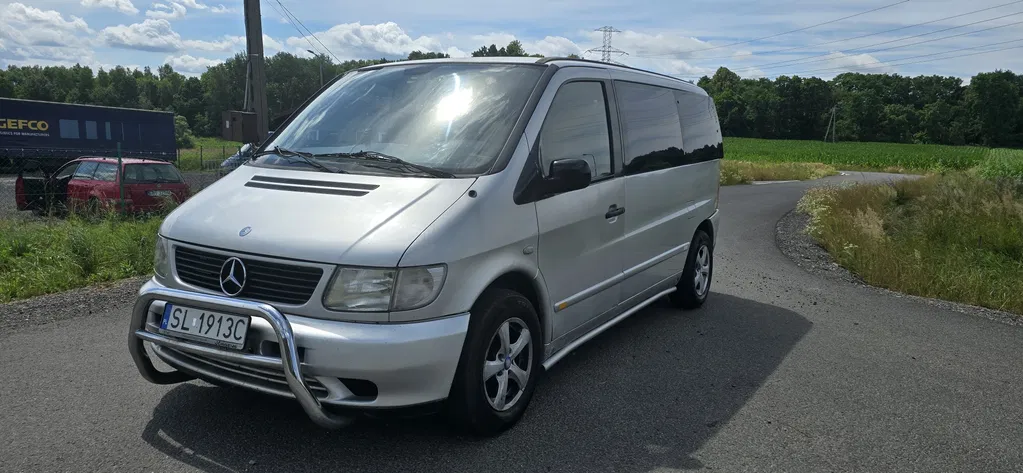 Zdjęcie: 1998 Mercedes-Benz V klasa