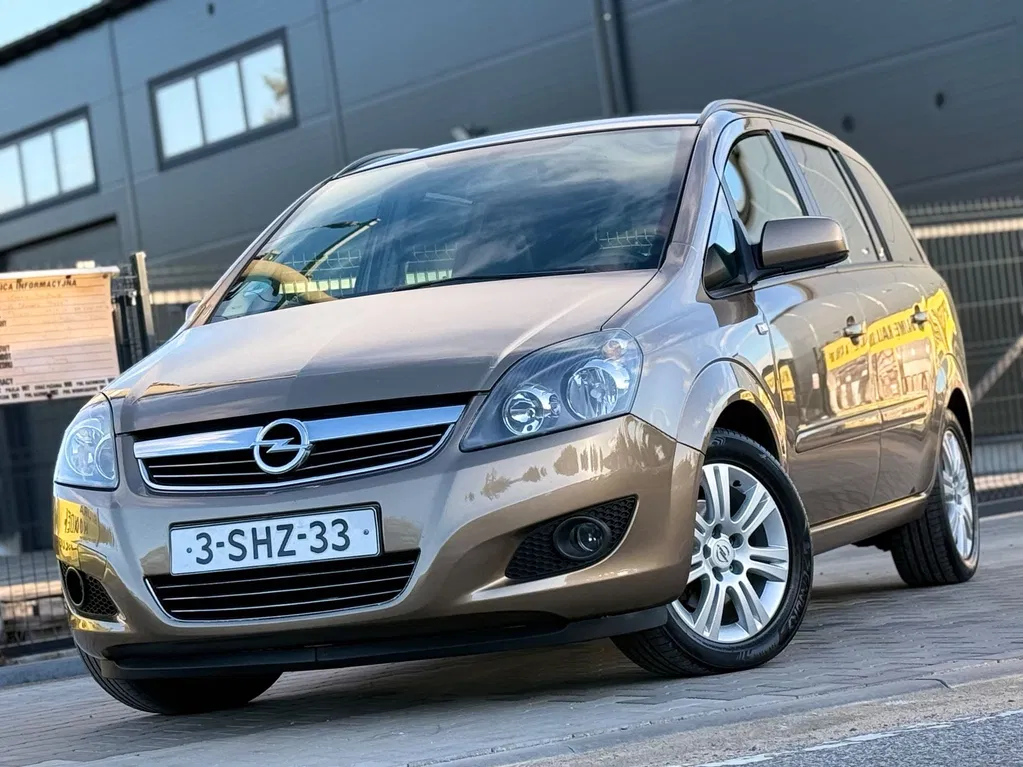 Zdjęcie: 2013 Opel Zafira