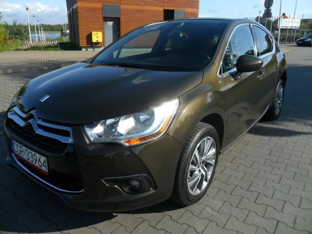 Zdjęcie: 2012 Citroen DS4
