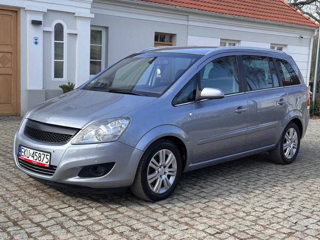 Zdjęcie: 2012 Opel Zafira
