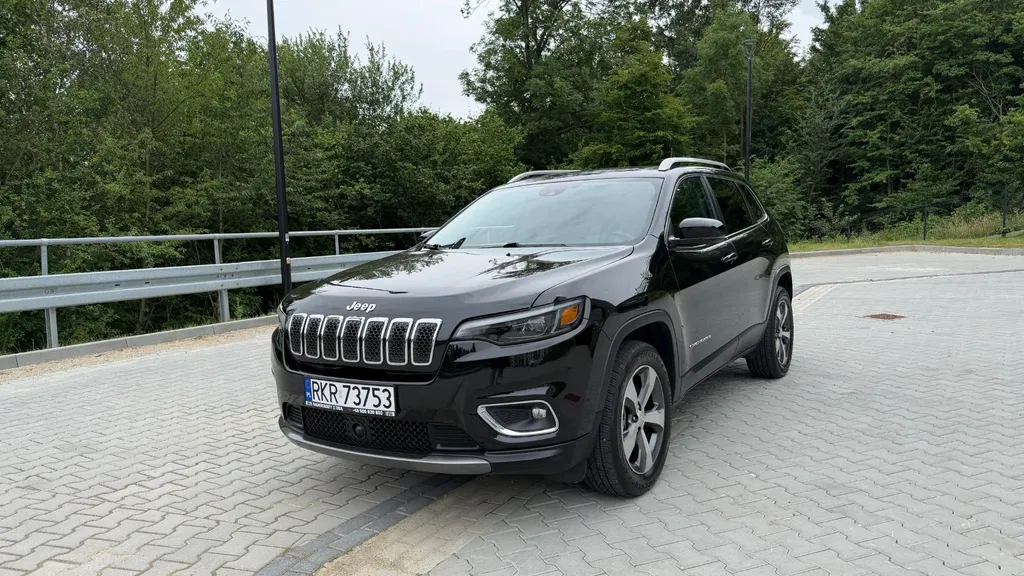 Zdjęcie: 2021 Jeep Cherokee