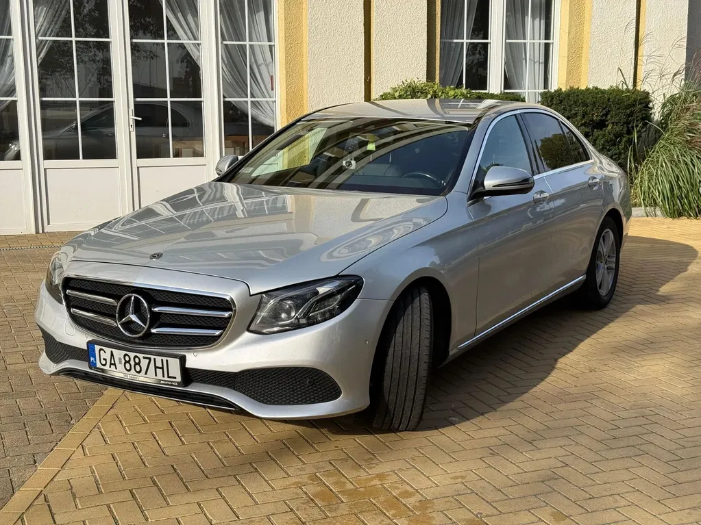 Zdjęcie: 2017 Mercedes-Benz E Klasa