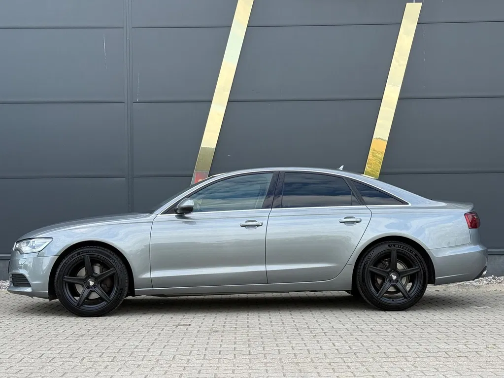 Zdjęcie: 2012 Audi A6 Limousine