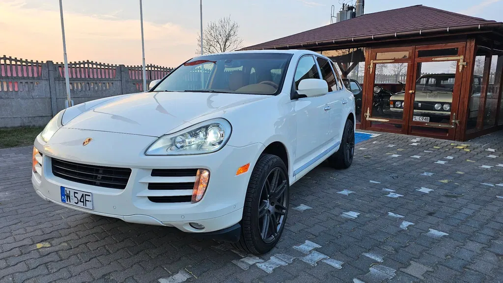 Zdjęcie: 2010 Porsche Cayenne