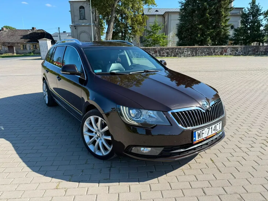 Zdjęcie: 2013 Skoda Superb