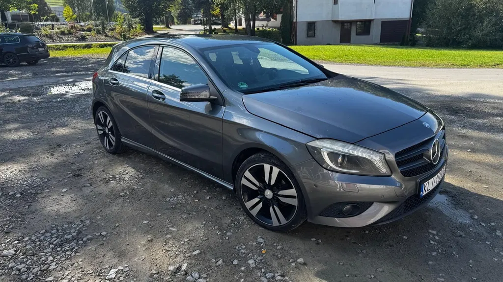 Zdjęcie: 2012 Mercedes-Benz A Klasa