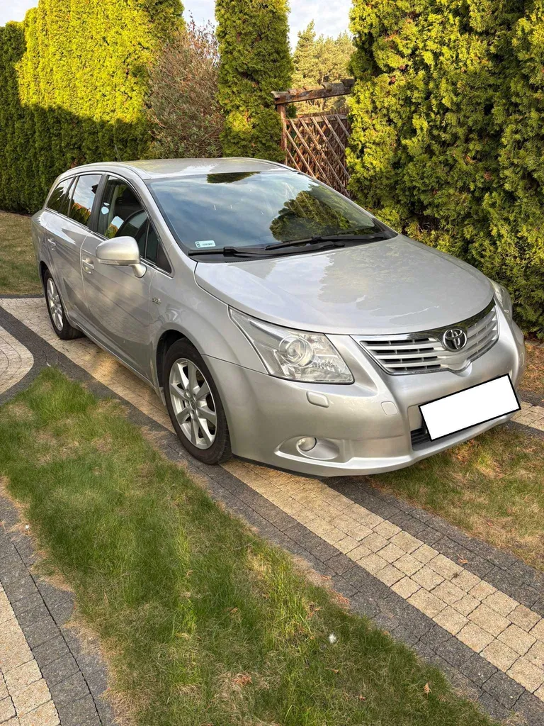 Zdjęcie: 2009 Toyota Avensis