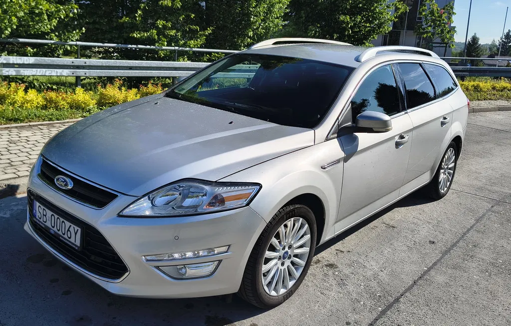 Zdjęcie: 2011 Ford Mondeo