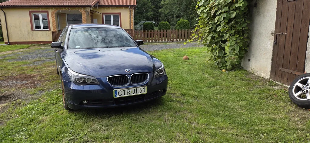 Zdjęcie: 2004 BMW Seria 5