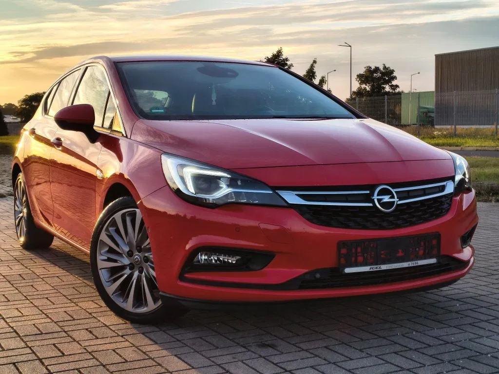 Zdjęcie: 2015 Opel Astra