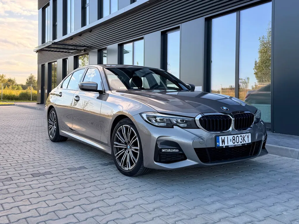 Zdjęcie: 2021 BMW Seria 3