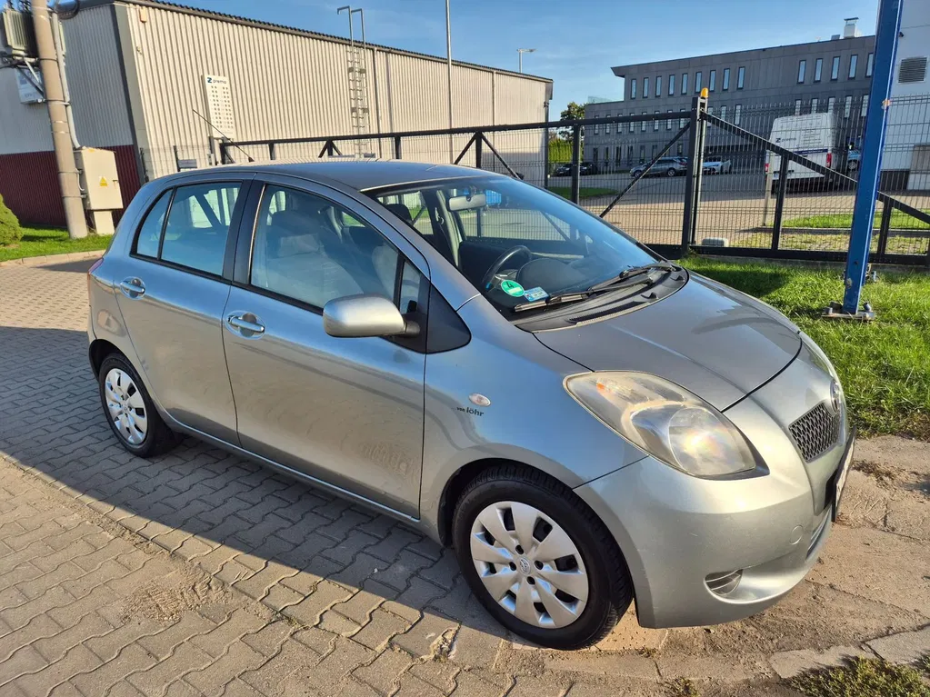 Zdjęcie: 2006 Toyota Yaris