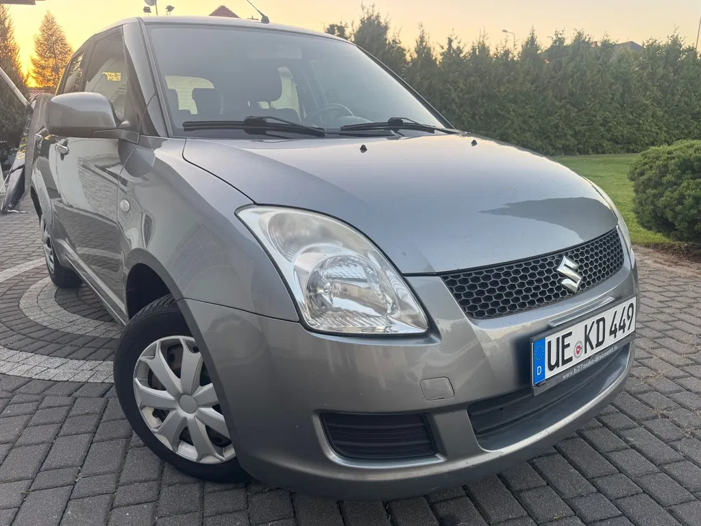 Zdjęcie: 2010 Suzuki Swift