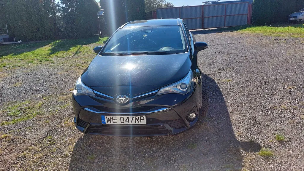 Zdjęcie: 2017 Toyota Avensis
