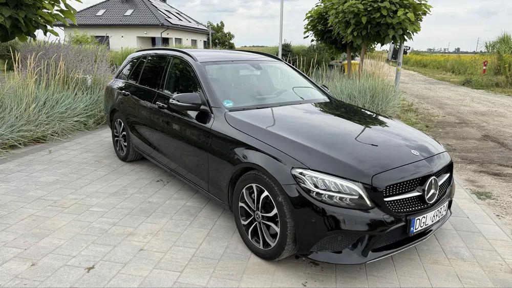 Zdjęcie: 2019 Mercedes-Benz C Klasa