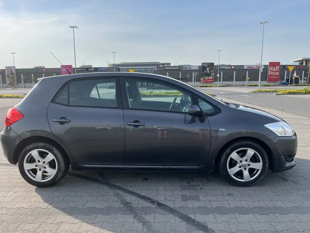 Zdjęcie: 2008 Toyota Auris