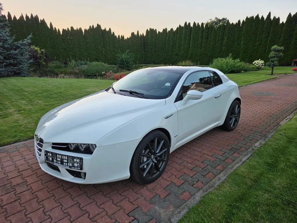 Zdjęcie: 2009 Alfa Romeo Brera