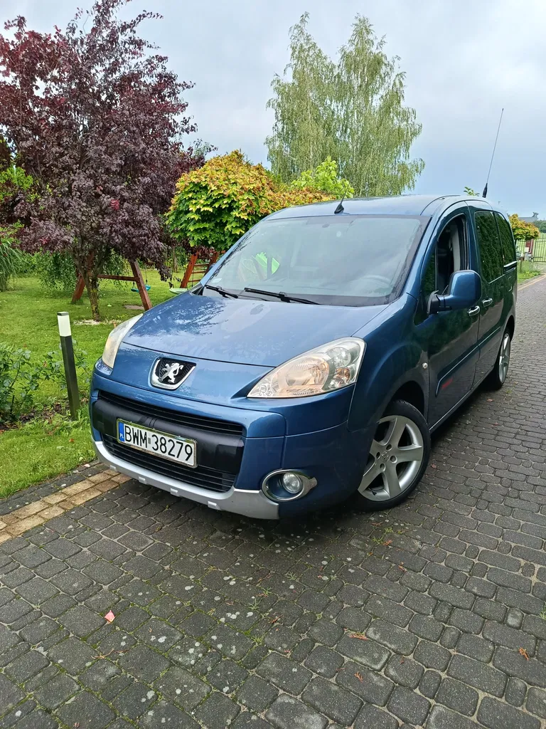 Zdjęcie: 2011 Peugeot Partner