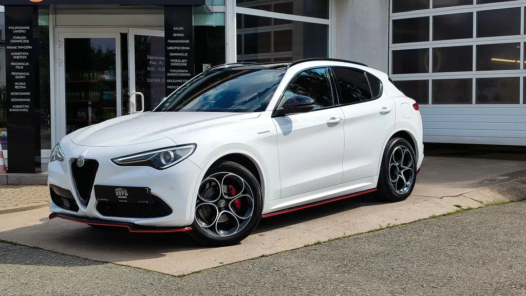 Zdjęcie: 2022 Alfa Romeo Stelvio