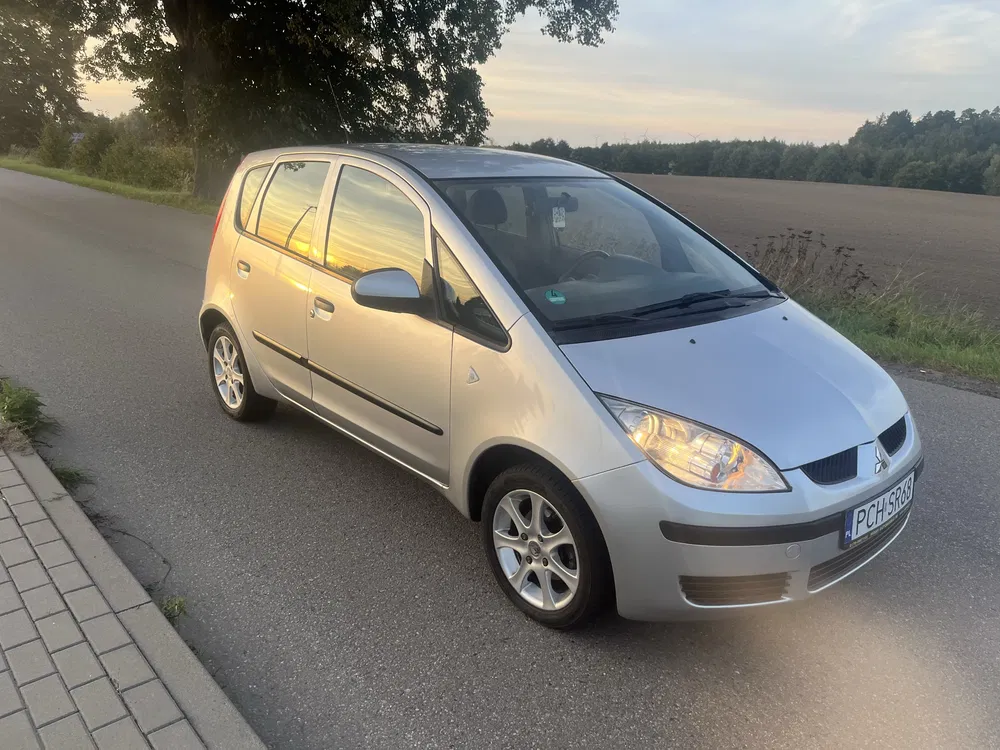 Zdjęcie: 2006 Mitsubishi Colt
