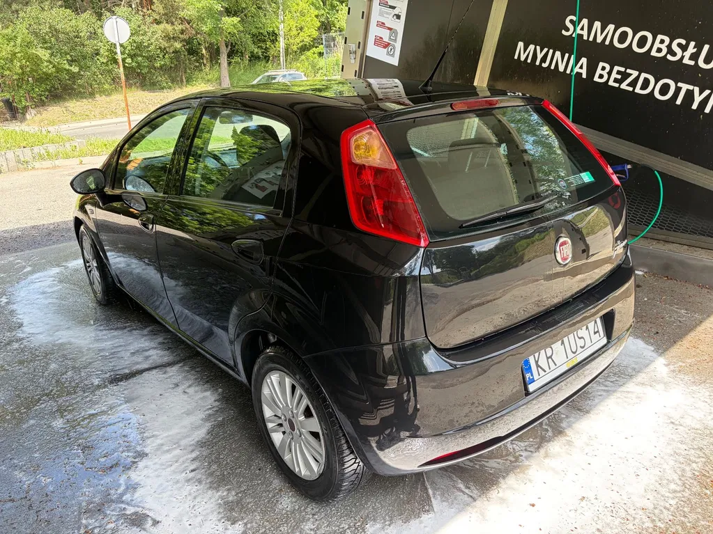 Zdjęcie: 2010 Fiat Grande Punto