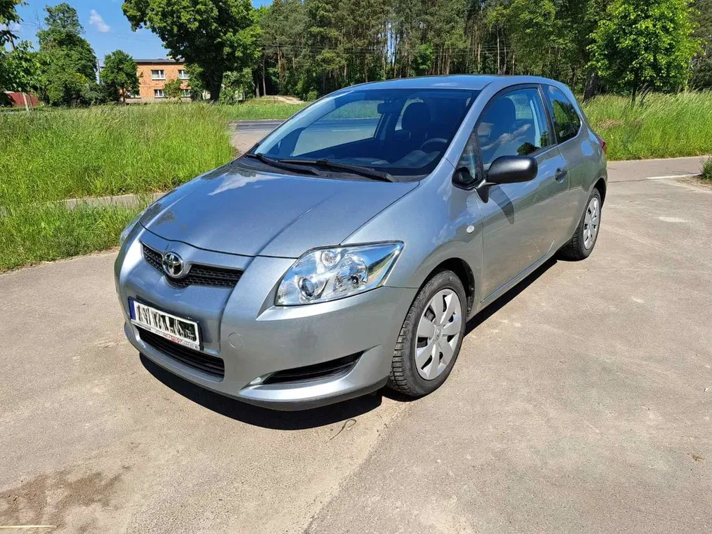 Zdjęcie: 2009 Toyota Auris