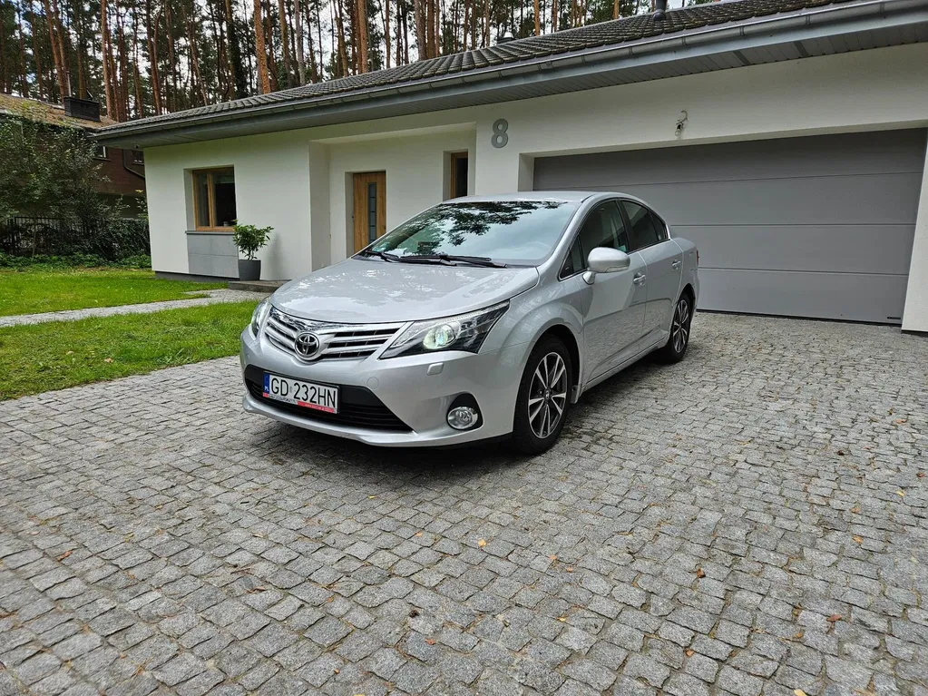 Zdjęcie: 2013 Toyota Avensis