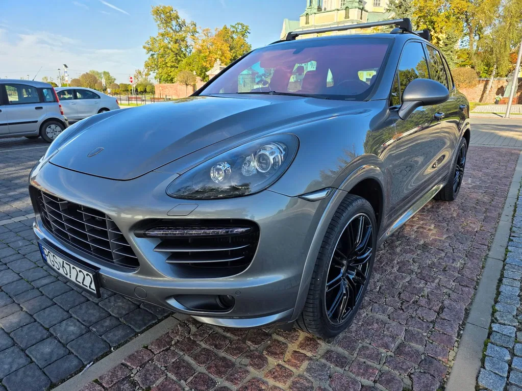Zdjęcie: 2012 Porsche Cayenne