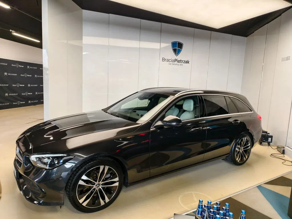 Zdjęcie: 2023 Mercedes-Benz C Klasa