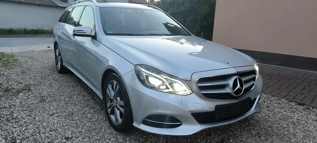 Zdjęcie: 2015 Mercedes-Benz E Klasa