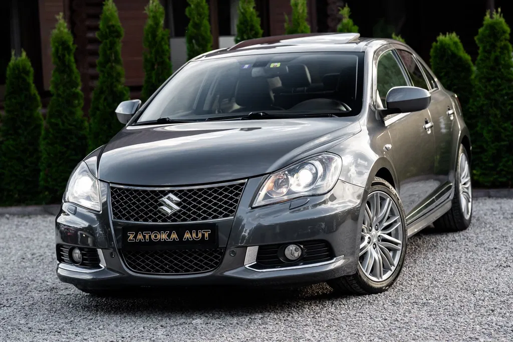 Zdjęcie: 2012 Suzuki Kizashi