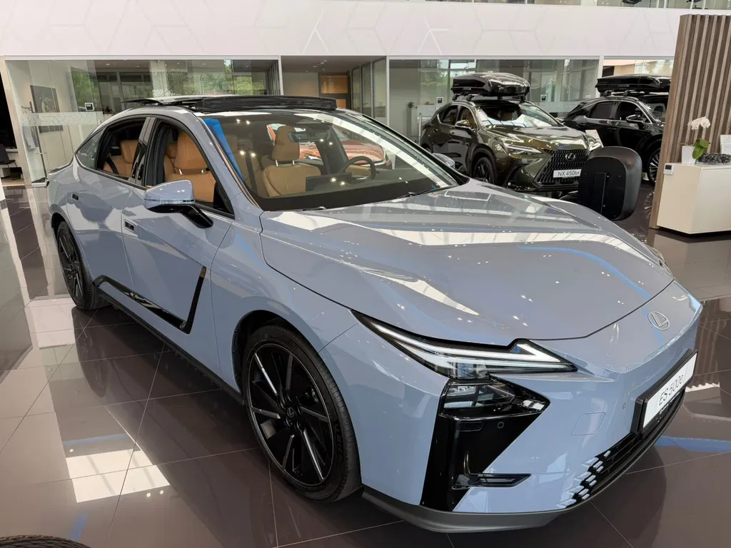 Zdjęcie: 2026 Lexus ES