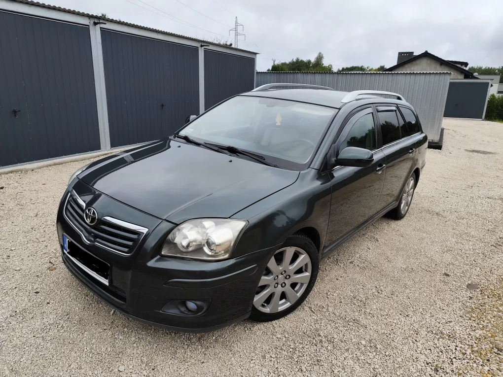 Zdjęcie: 2008 Toyota Avensis