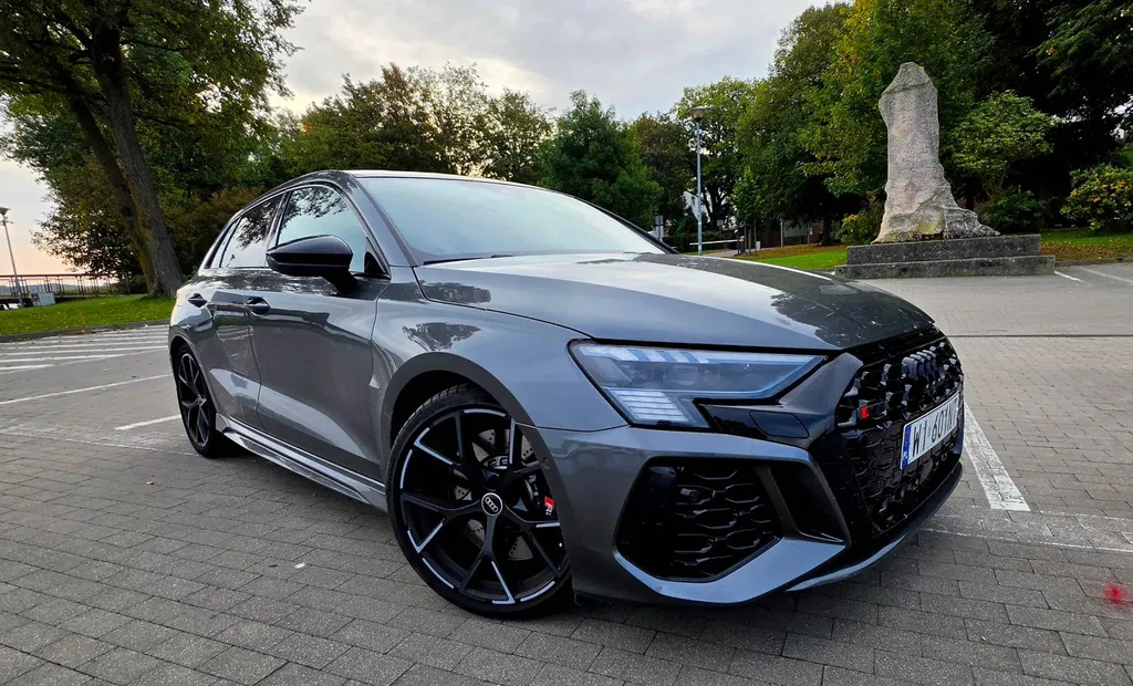 Zdjęcie: 2024 Audi RS3 Sportback