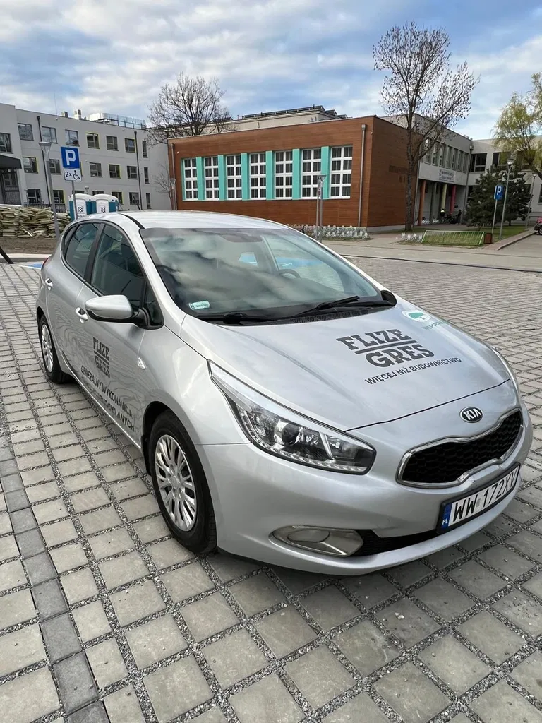 Zdjęcie: 2014 Kia Cee'd