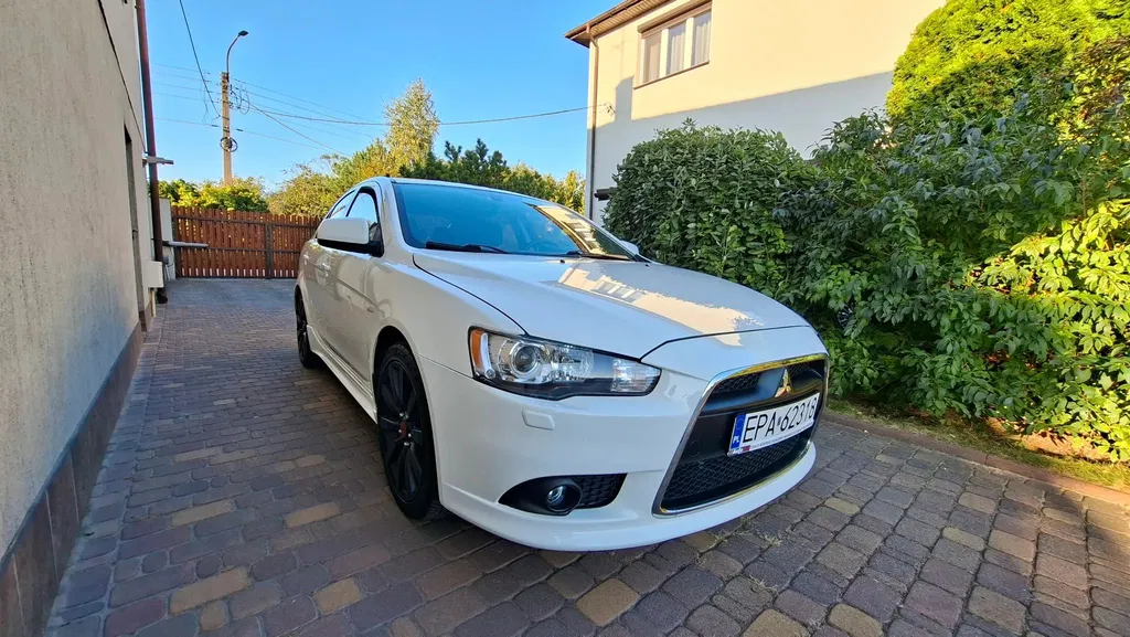 Zdjęcie: 2011 Mitsubishi Lancer
