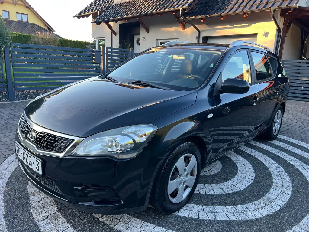 Zdjęcie: 2010 Kia Cee'd