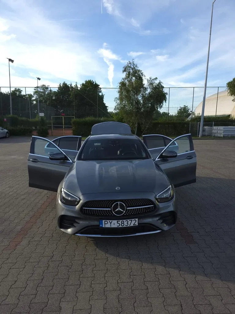 Zdjęcie: 2022 Mercedes-Benz E Klasa