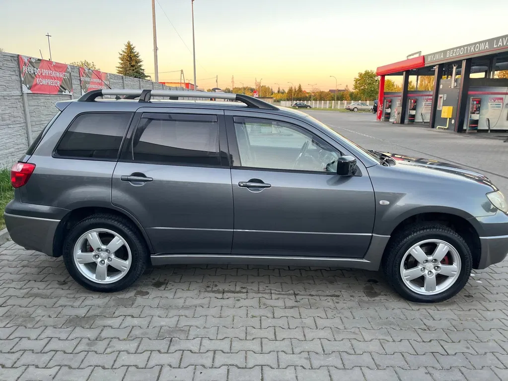 Zdjęcie: 2006 Mitsubishi Outlander